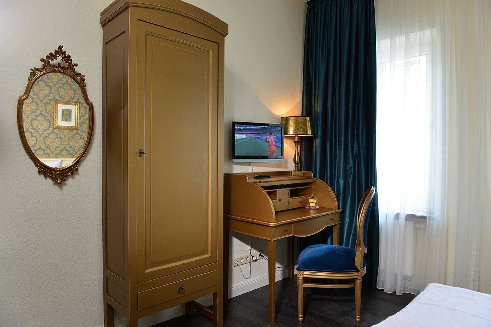 Hotel Domspitzen Cologne Exterior photo