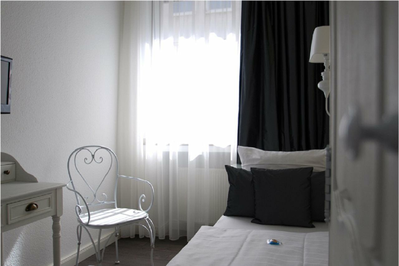 Hotel Domspitzen Cologne Exterior photo